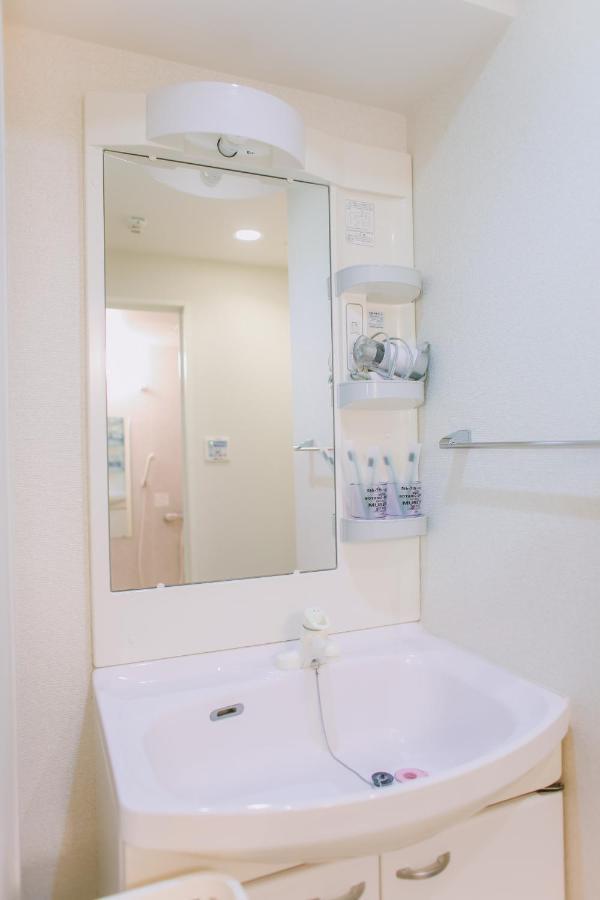 Ikebukuro Center: 6-minute Walk To Station, Smart Amenities Apartment Tokyo