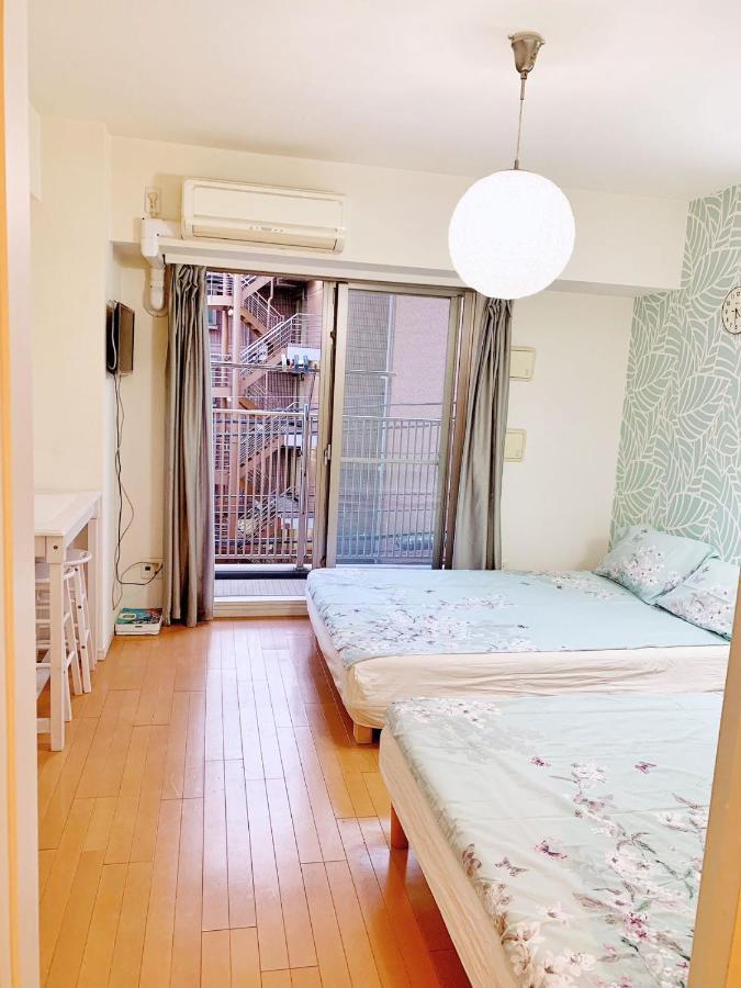 Ikebukuro Center: 6-minute Walk To Station, Smart Amenities Apartment